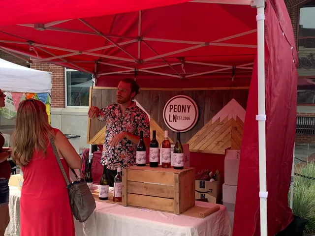 Glenwood Springs Downtown Market on 7th Street