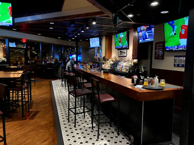 Coach's Bar & Grill-College