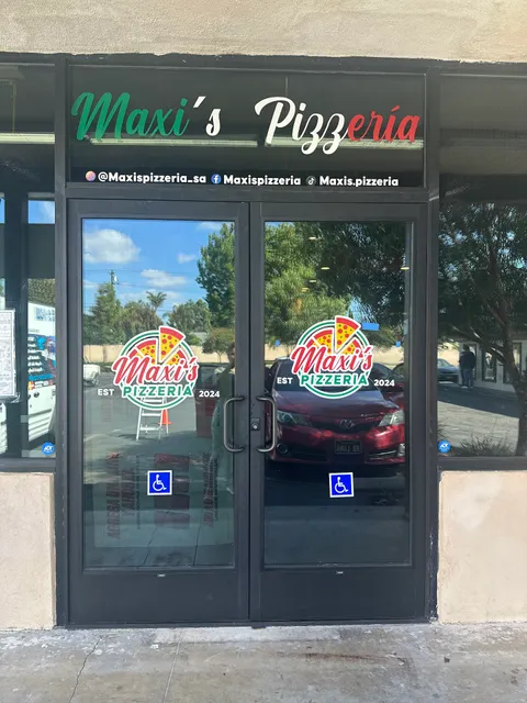 Maxis Pizzeria
