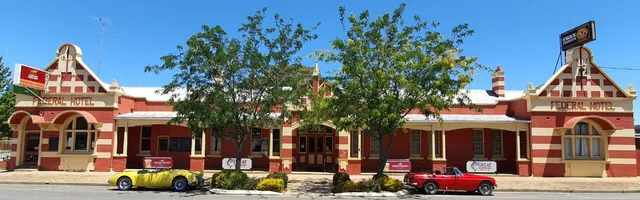 Federal Hotel & Motel