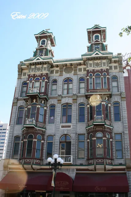 The Clermont/Coast Hotel