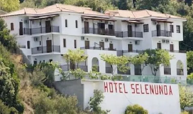 Hotel Selenunda