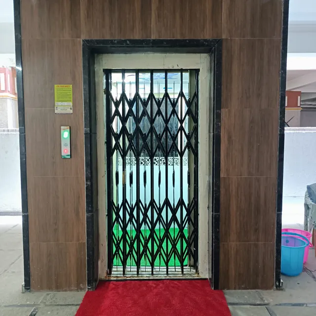 Denny's Luxurious Coliving