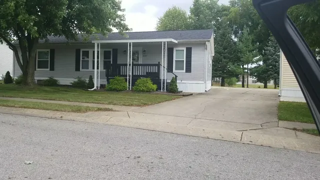 Edgewater Crossing Manufactured Home Community