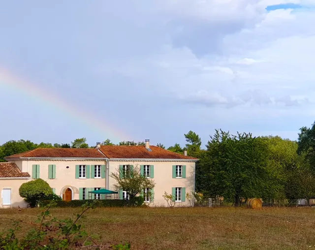 Domaine de Vallombronze - Chambre d'hôtes - Gite Équestre