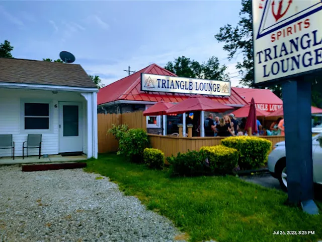 Triangle Lounge
