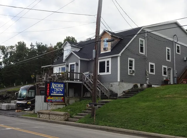 Anchor Inn & Marina