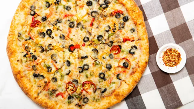 Canadian Pizza Unlimited - Skyview (Country Hills)