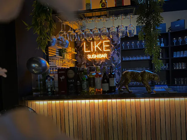 LIKE Sushi Bar