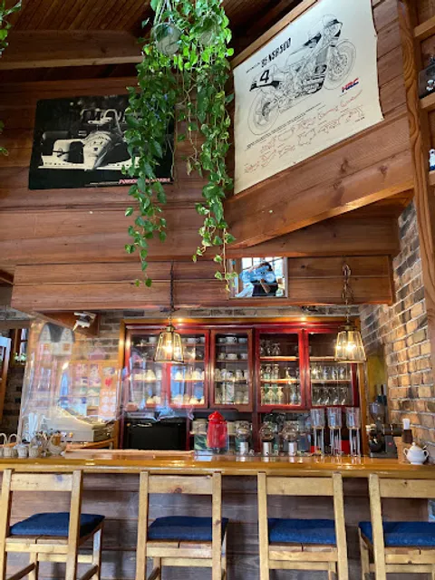 CAFE HOUSE ぱいつぼおる