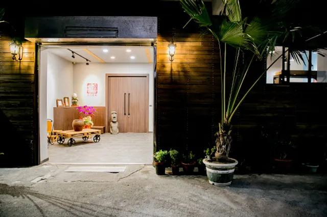 鐵紅橋秘密基地