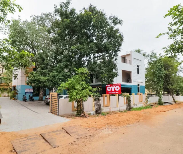 Super OYO SilverKey Hotel Stay Inn Maharani Peta