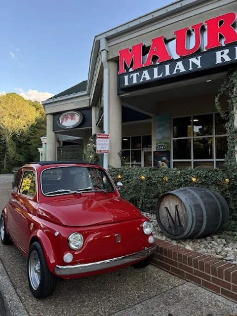 Maurizio's Italian Restaurant
