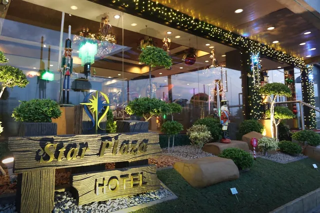Star Plaza Hotel