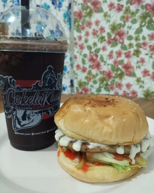 Cafe 29 (Cokelat Klasik & Kebab Queen's)