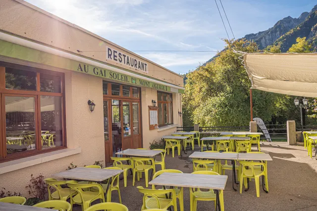 Au Gai Soleil Du Mont-aiguille