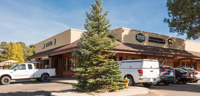 Green Tree Mini Mall