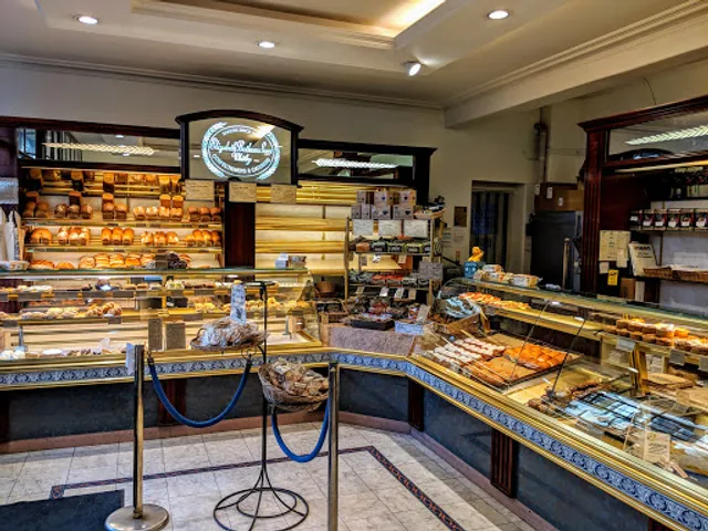 Botham's of Whitby - Skinner Street Shop