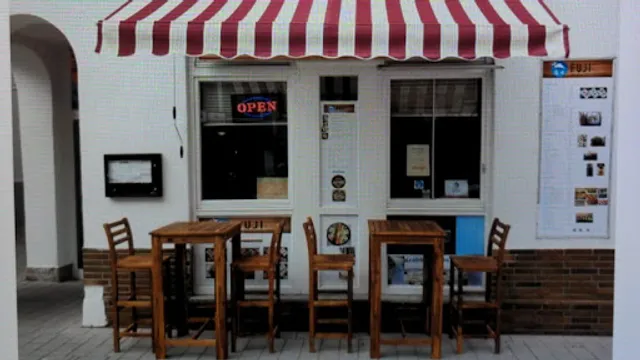 Fuji - Asia Fusion Küche und Sushi Bar