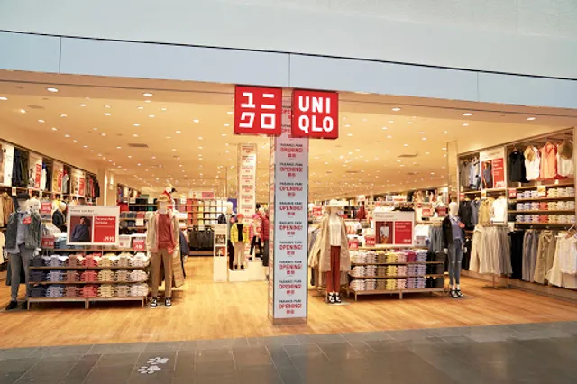 UNIQLO Paramus Park