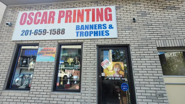 Oscar Printing Banners & Trophies