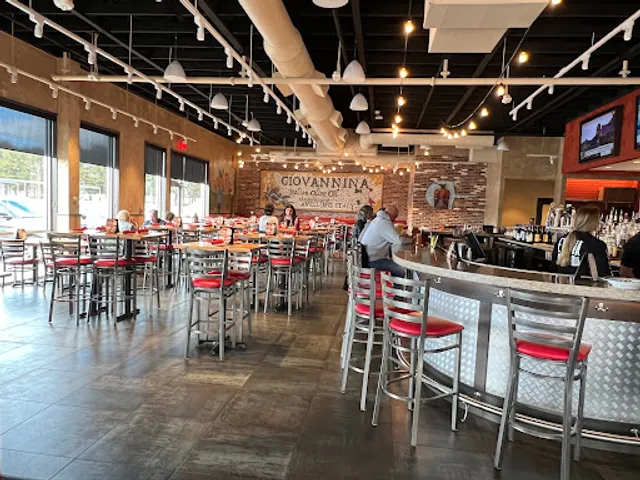 Evviva Trattoria Maynard