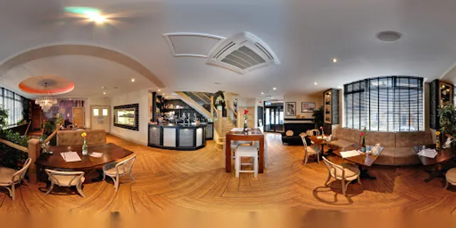 Rosa Twelve Restaurant