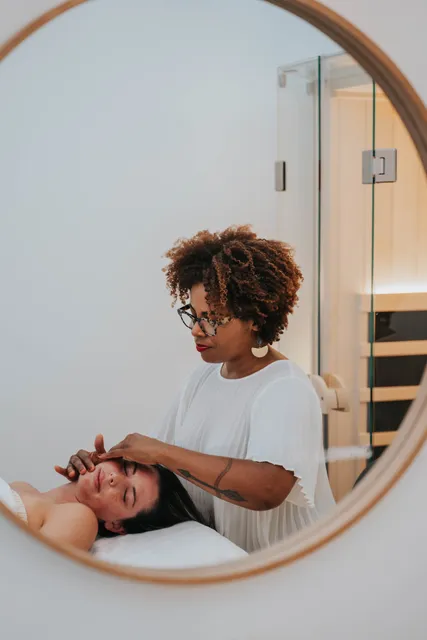 Viviane Aires Skin Wellness Facial Studio