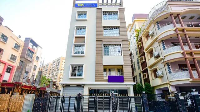 FabHotel Royal Palm - Hotel in Newtown, Kolkata