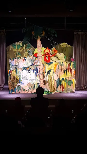 "Zazerkal'ye" Puppet theatre