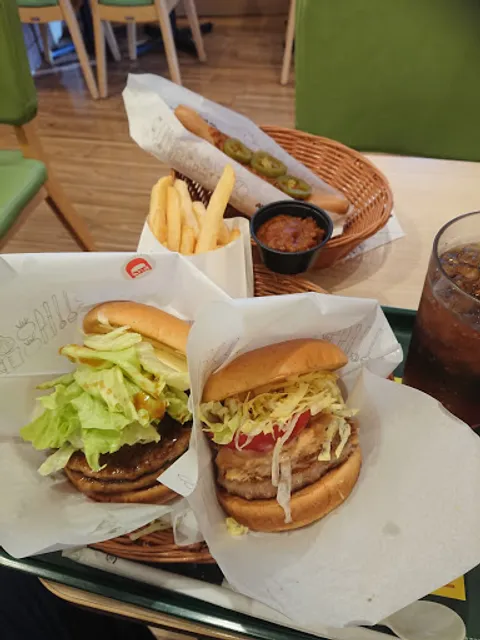 Mos Burger Oshiage