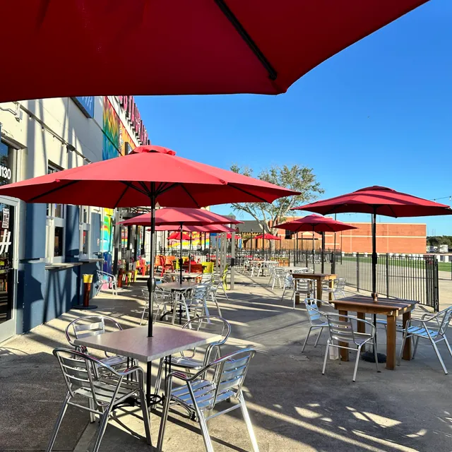 HOPPE'S SPORTS GRILL