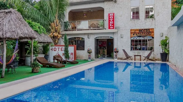 Hotel Maya