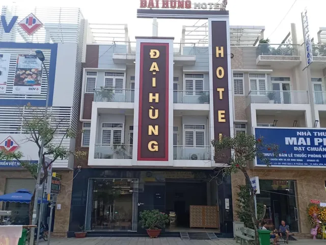 Khách sạn Đại Hùng