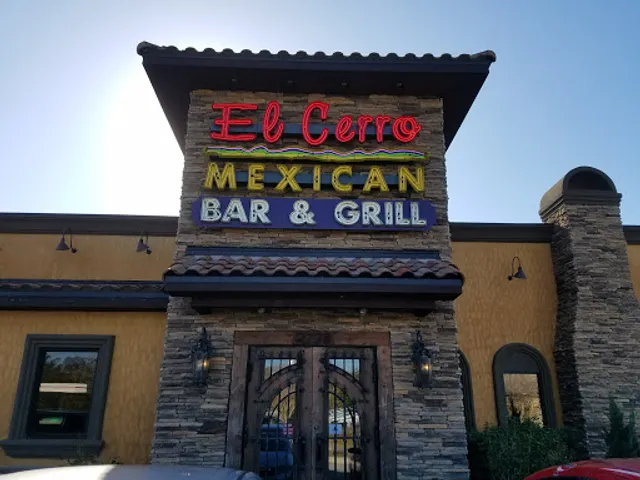 El Cerro Mexican Bar & Grill