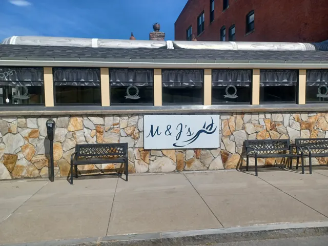 M & J's Taste of Home Diner