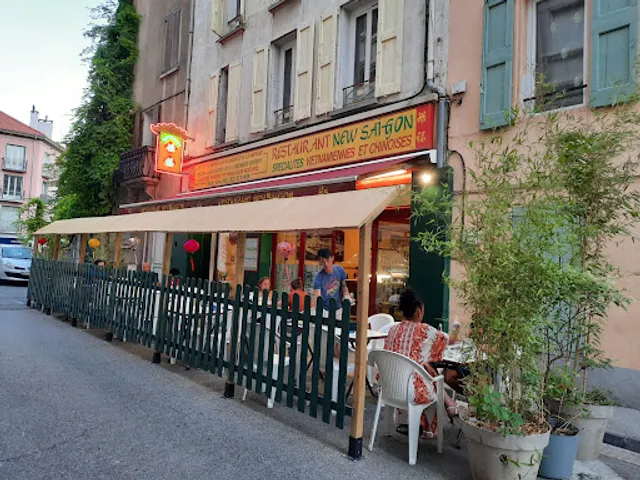 Restaurant New Saigon - Buffet à Volonté - Wok - Grillade - Sushi et Vente à Emporter