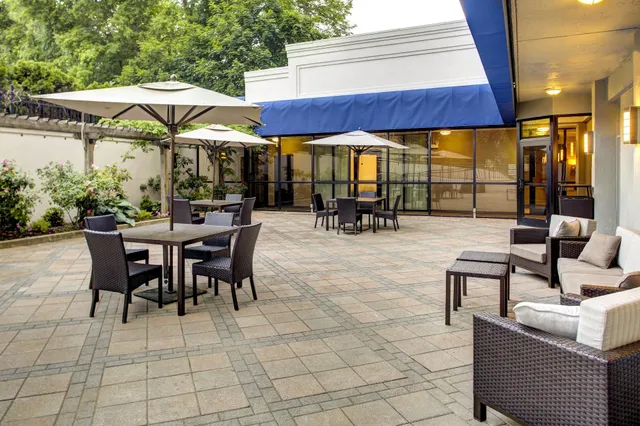Courtyard by Marriott New Haven at Yale