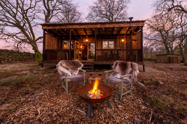 Thorney Mire Woodland Retreat