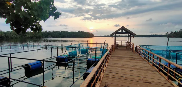 Karmaliz Casa Del Lake