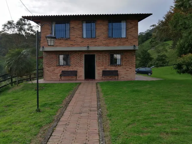 Finca Verde Vivo