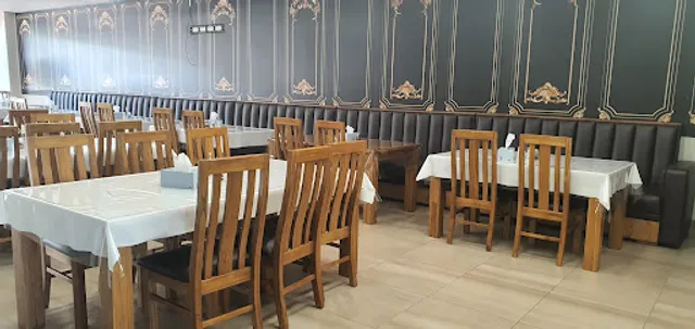 Shahkar Restaurant & Cafe