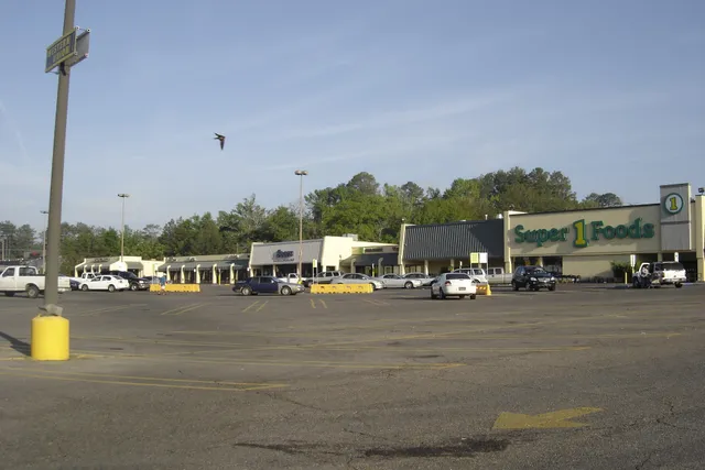Pinebrook Square Shopping Center