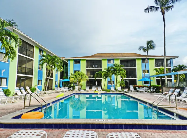 Tropical Sands Resort