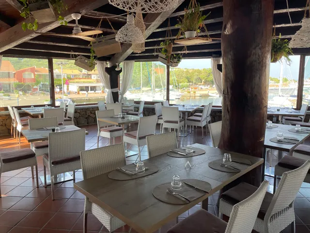 Acquarium Bar - Bistrot - Pizzeria