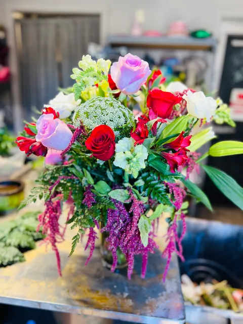 Cottage Flower & Gift Shop