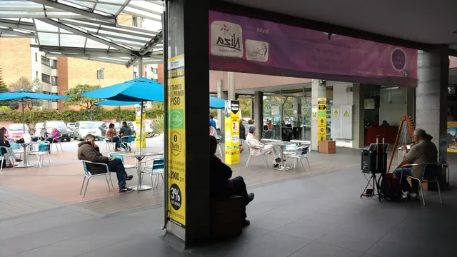 Centro Comercial Niza