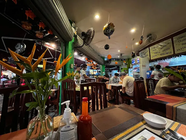 Tres Amigos Mexican Cantina