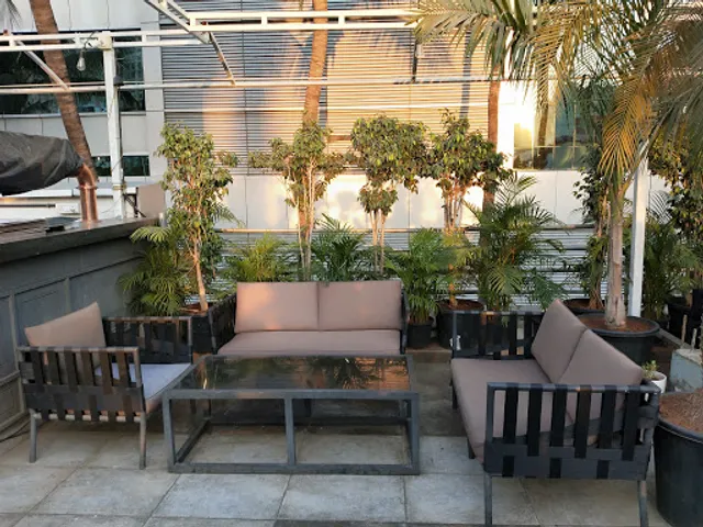 Moon Shine Cafe and Bar