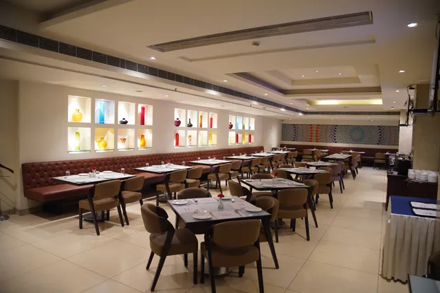 Cassia-ALL DAY DINING